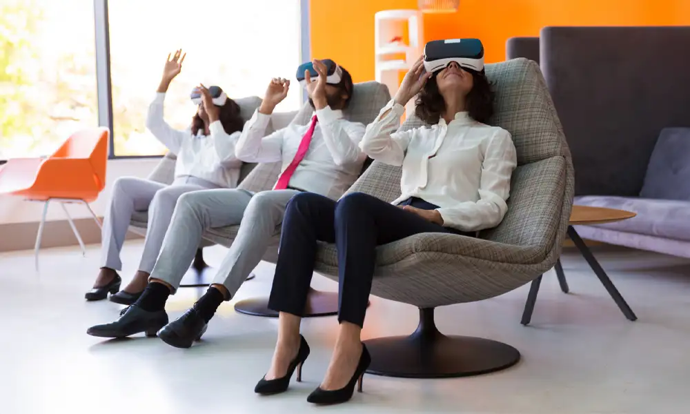 The Future of Exhibition, axis exhibitions. corporate people attending exhibition in VR